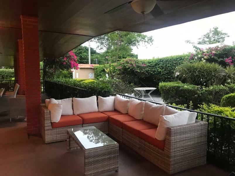 Casa De Los Suenos B&B Coronado Panama Плая Коронадо Екстериор снимка